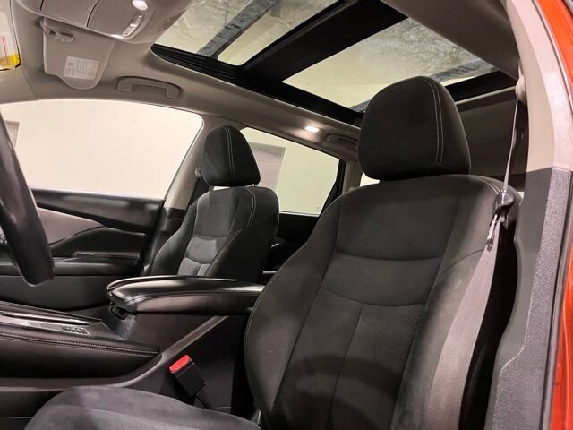 
								2019 Nissan Murano SV w/ Apple Car Play full									