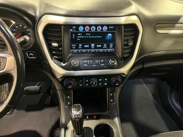 
								2019 GMC Acadia SLT-1 w/ Apple Car Play and Navigation full									