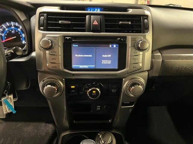 
								2017 Toyota 4Runner SR5 full									