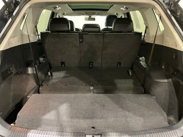 
								2019 Volkswagen Tiguan 2.0T SE 4Motion w/ Apple Car Play full									