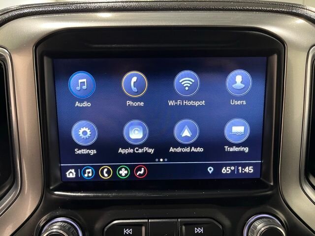 
								2019 Chevrolet Silverado 1500 LT w/ Apple Car Play full									