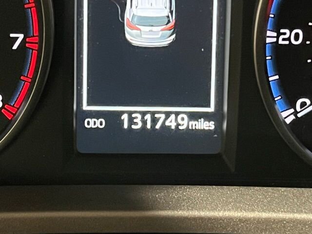 
								2017 Toyota RAV4 LE full									