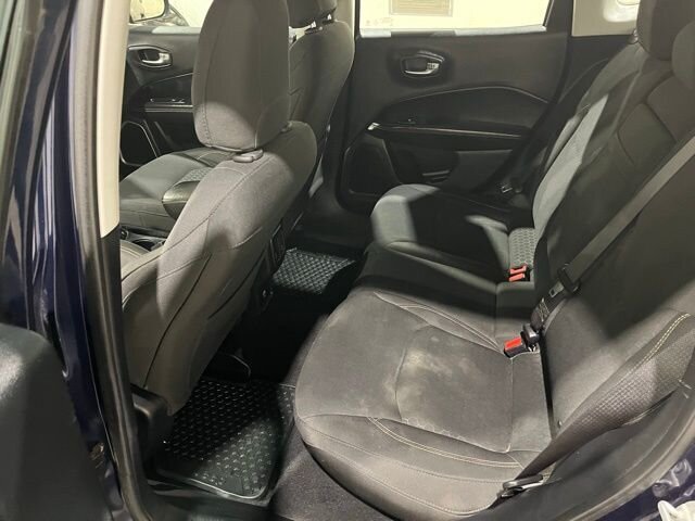 
								2018 Jeep Compass Sport full									