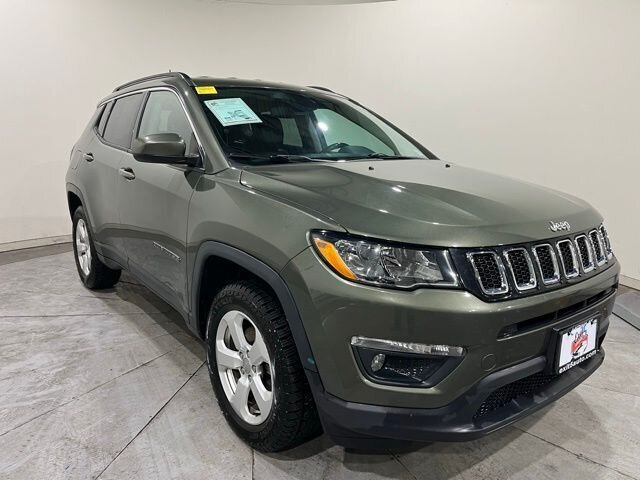 
								2019 Jeep Compass Latitude full									