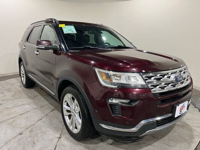 
								2019 Ford Explorer Limited w/ Apple Car Play and Navigation full									