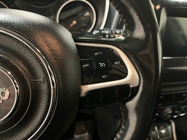 
								2019 Jeep Compass Latitude full									