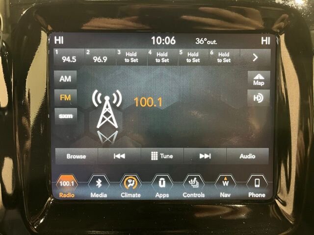 
								2018 Jeep Compass Limited w/ Navigation full									