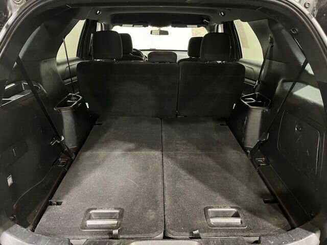 
								2018 Ford Explorer XLT full									