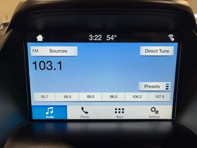 
								2019 Ford Escape SEL w/ Apple Car Play full									