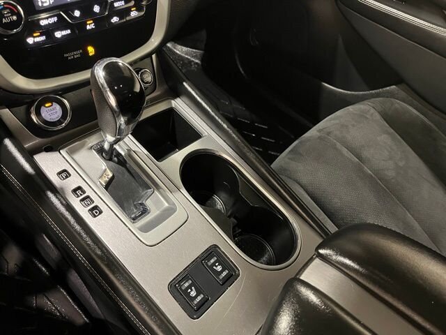 
								2019 Nissan Murano SV w/ Apple Car Play full									