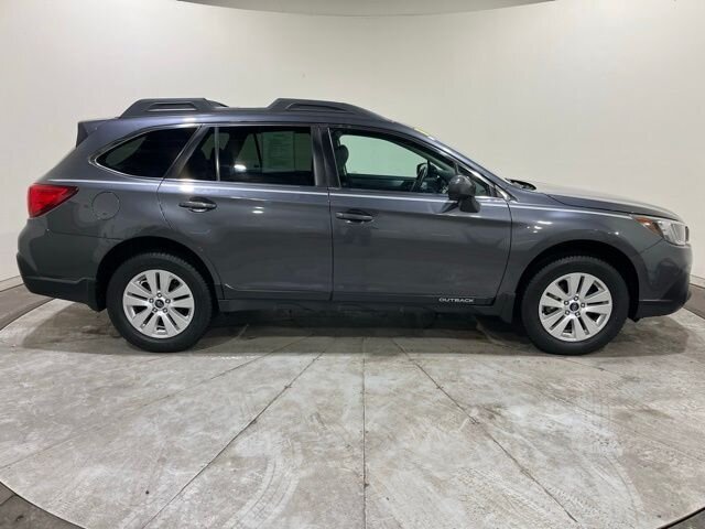 
								2018 Subaru Outback 2.5i Premium w/ Apple Car Play full									