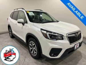 2021 Subaru Forester Premium w/ Apple Car Play