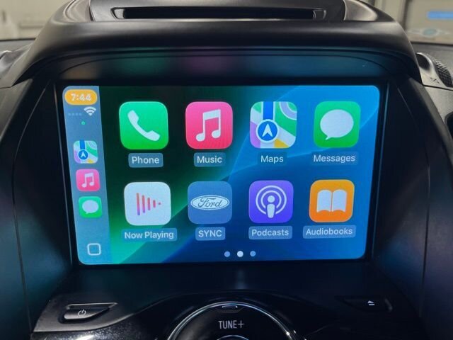 
								2018 Ford Escape Titanium w/ Apple Car Play and Navigation full									
