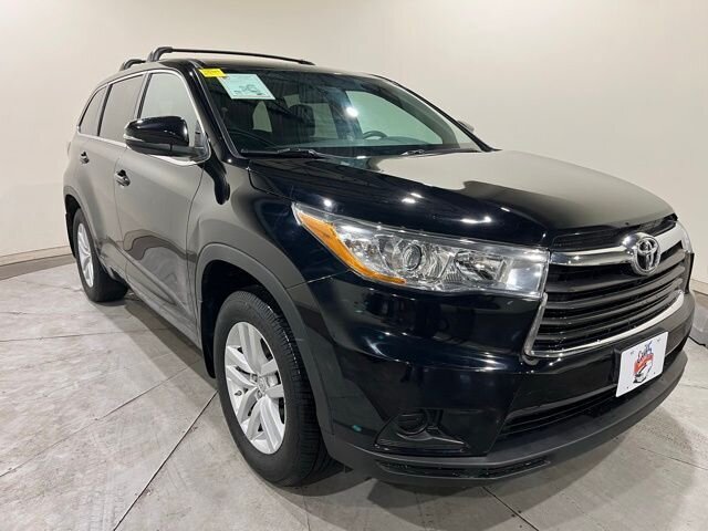 
								2016 Toyota Highlander LE V6 full									