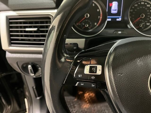 
								2019 Volkswagen Atlas 3.6L V6 SE w/ Apple Car Play full									