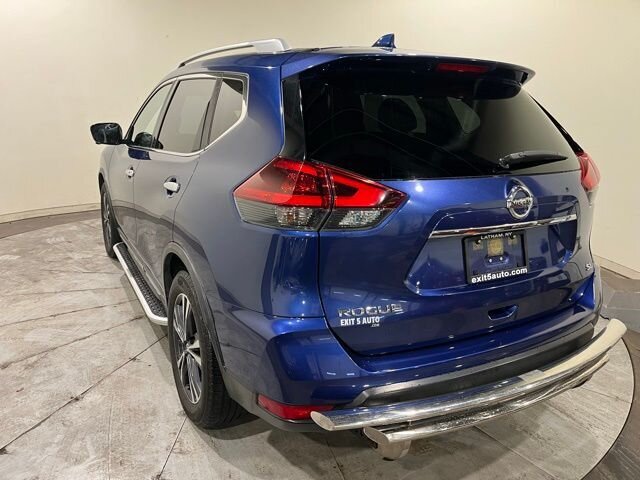 
								2018 Nissan Rogue SL w/ Apple Car Play and Navigation full									