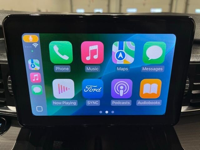 
								2020 Ford Explorer XLT w/ Apple Car Play full									