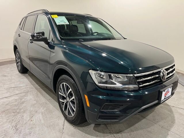 
								2019 Volkswagen Tiguan 2.0T SE 4Motion w/ Apple Car Play full									