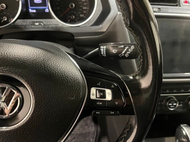 
								2019 Volkswagen Tiguan 2.0T SE 4Motion w/ Apple Car Play full									