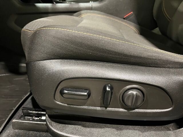 
								2021 Chevrolet Traverse LT w/ Apple Car Play full									