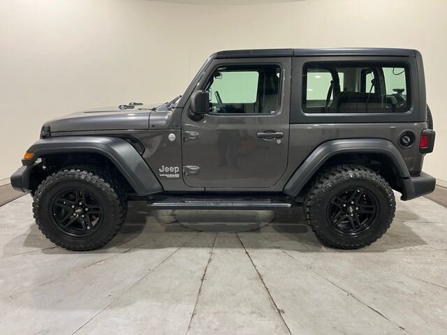 
								2018 Jeep Wrangler Sport full									