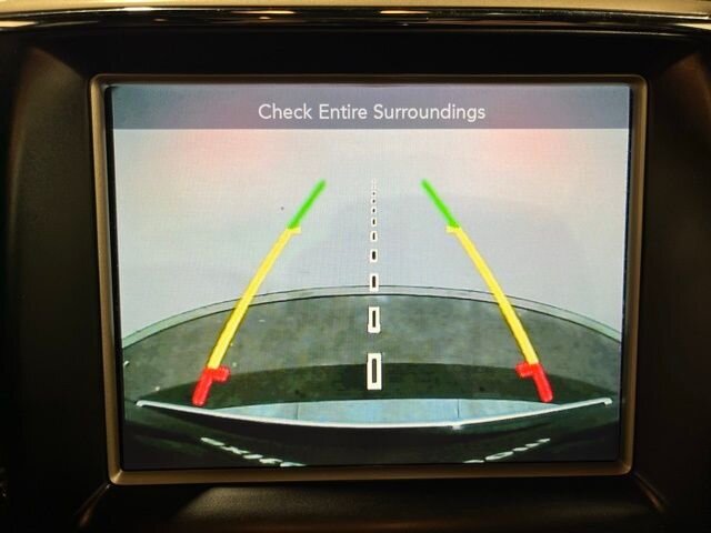 
								2015 Jeep Grand Cherokee Limited w/ Navigation full									