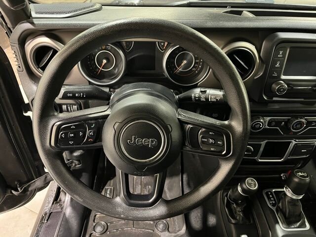 
								2018 Jeep Wrangler Sport full									