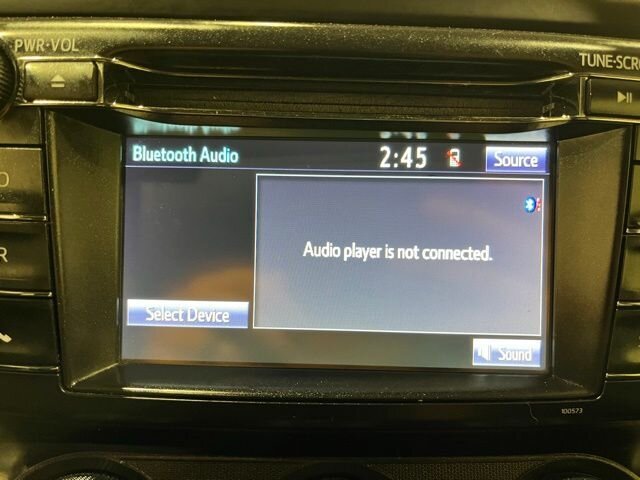 
								2017 Toyota RAV4 LE full									