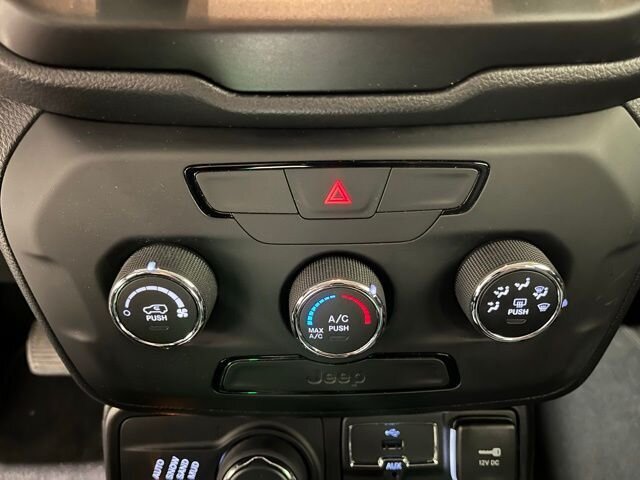 
								2019 Jeep Renegade Sport full									