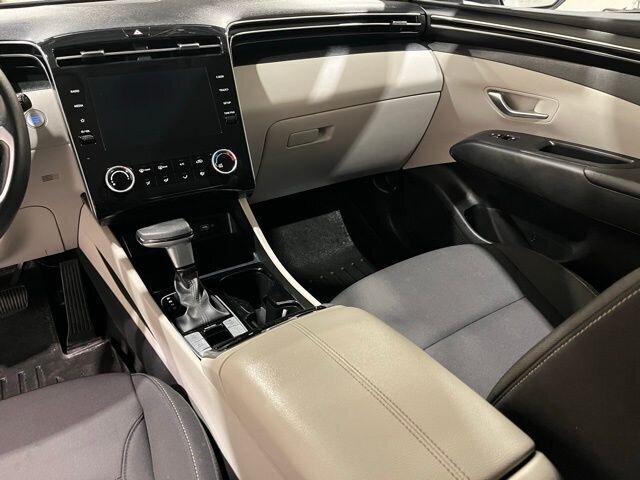 
								2022 Hyundai TUCSON SEL w/ Apple Car Play full									