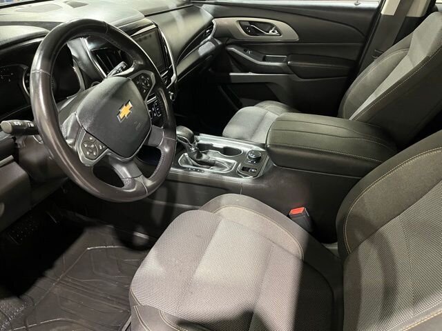 
								2021 Chevrolet Traverse LT w/ Apple Car Play full									