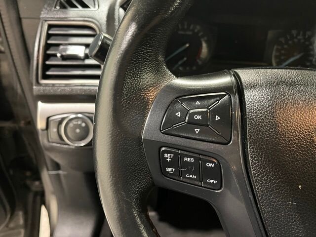 
								2018 Ford Explorer XLT full									