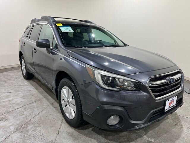 
								2018 Subaru Outback 2.5i Premium w/ Apple Car Play full									