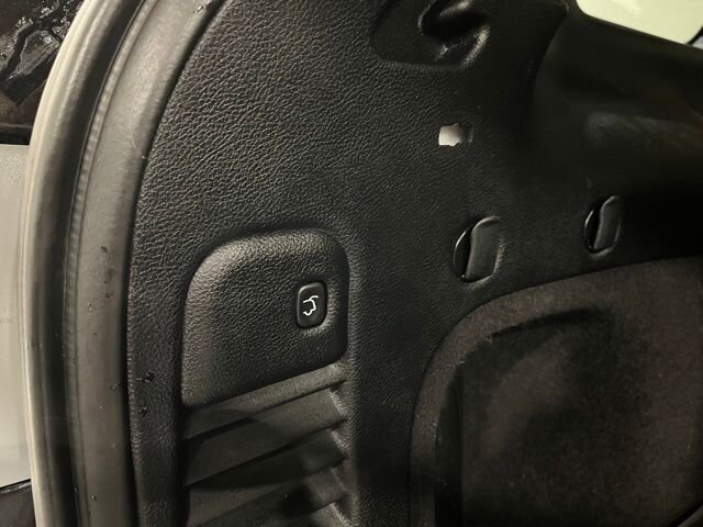 
								2015 Jeep Grand Cherokee Limited w/ Navigation full									