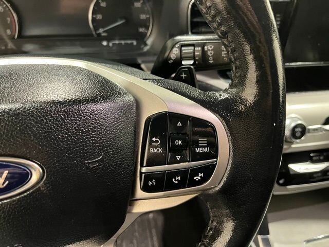 
								2021 Ford Explorer XLT w/ Apple Car Play full									