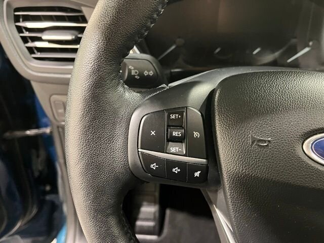 
								2020 Ford Escape SEL w/ Apple Car Play full									