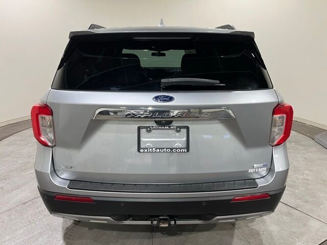 
								2020 Ford Explorer XLT w/ Apple Car Play full									