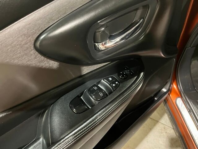 
								2019 Nissan Murano SV w/ Apple Car Play full									