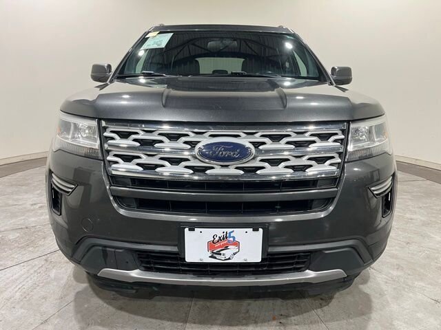 
								2018 Ford Explorer XLT full									