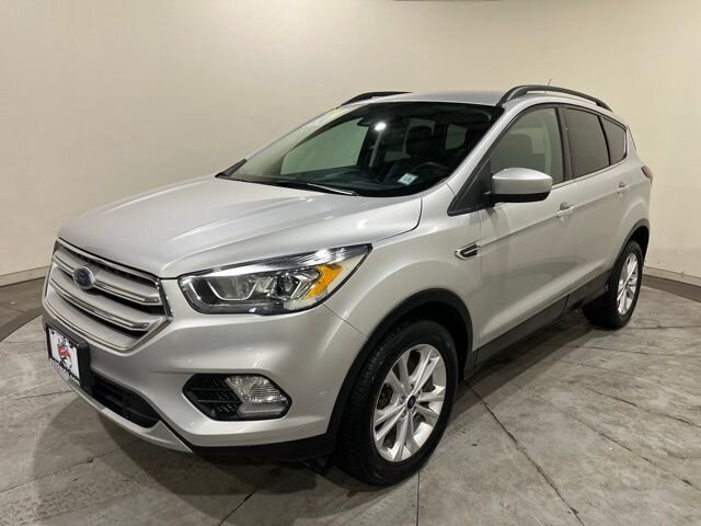 
								2019 Ford Escape SEL w/ Apple Car Play full									