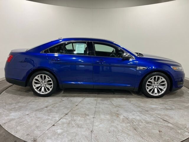 
								2015 Ford Taurus Limited w/ Navigation full									