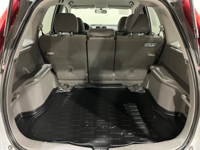 
								2011 Honda CR-V SE full									