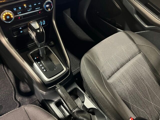 
								2019 Ford EcoSport SE full									