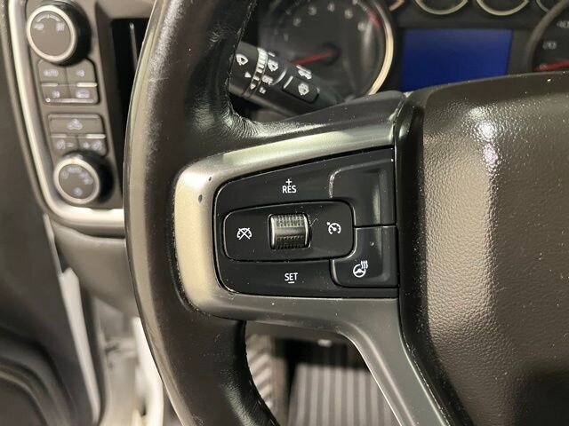 
								2019 Chevrolet Silverado 1500 LT w/ Apple Car Play full									
