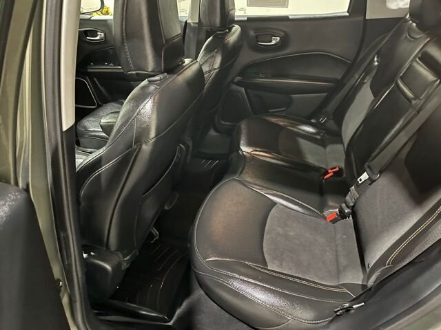 
								2019 Jeep Compass Latitude full									