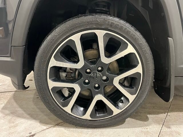 
								2018 Jeep Compass Limited w/ Navigation full									