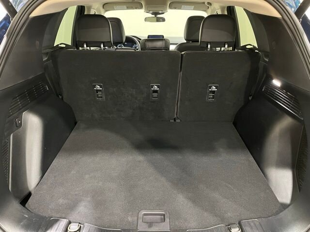 
								2020 Ford Escape SEL w/ Apple Car Play full									