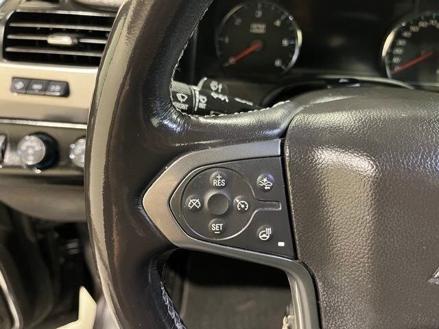 
								2018 Chevrolet Suburban Premier w/ Navigation full									