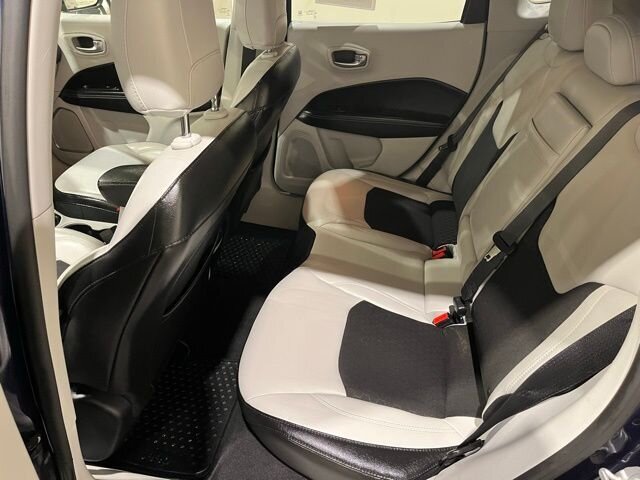 
								2018 Jeep Compass Latitude full									