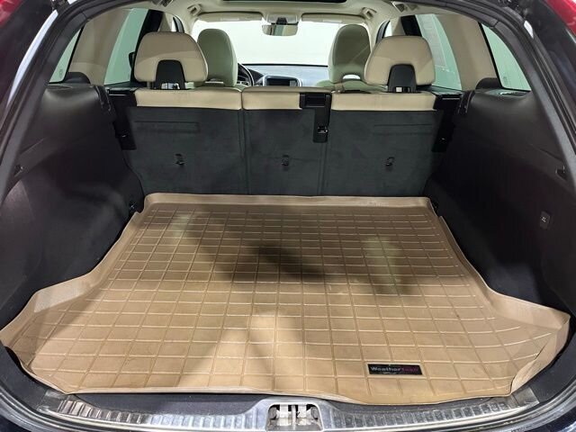 
								2017 Volvo XC60 T5 Inscription w/ Navigation full									